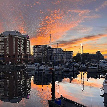Coast Victoria Hotel & Marina By Apa Экстерьер фото
