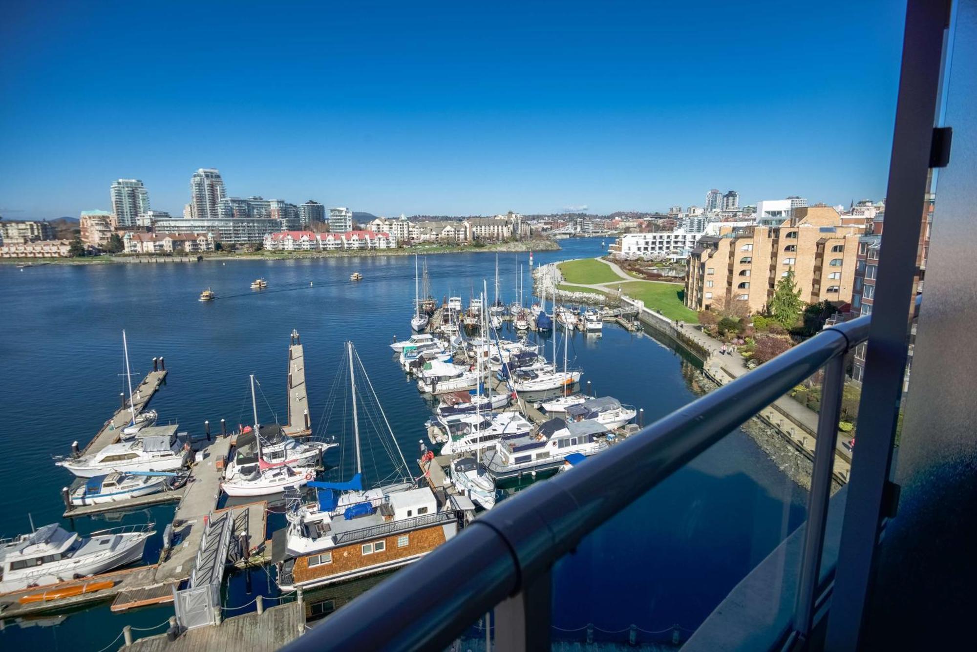 Coast Victoria Hotel & Marina By Apa Экстерьер фото
